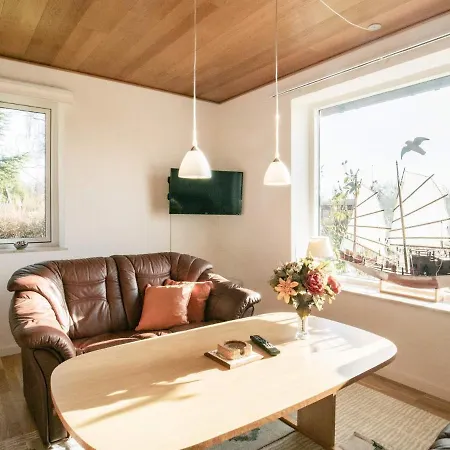 4 Person In Aeroskobing-by Traum * Ærøskøbing